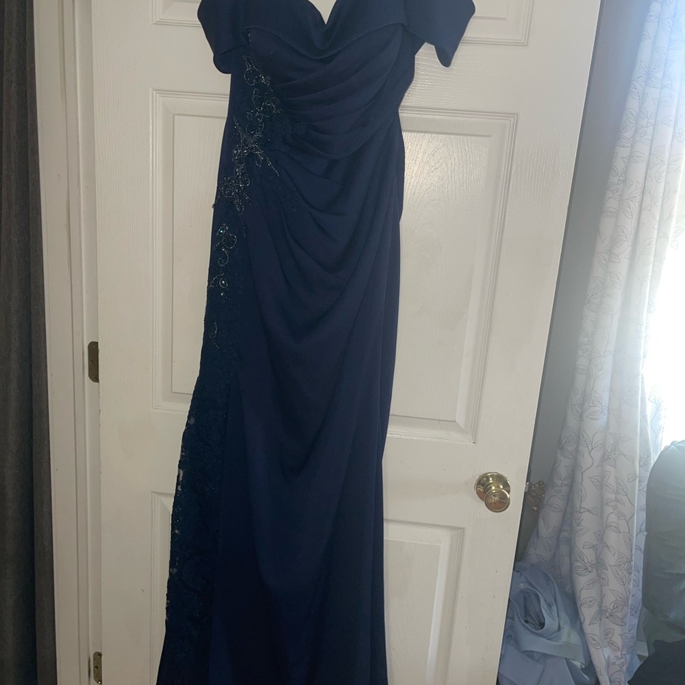 Elegant Navy Blue Maxi Dress